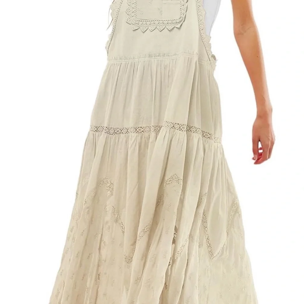 #1119 🌼 Bohemian Cream Lace Maxi Dress - Picture 5 of 5